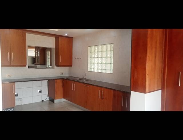 5 BEDROOM HOUSE FOR SALE IN BLUE SADDLE RANCHES